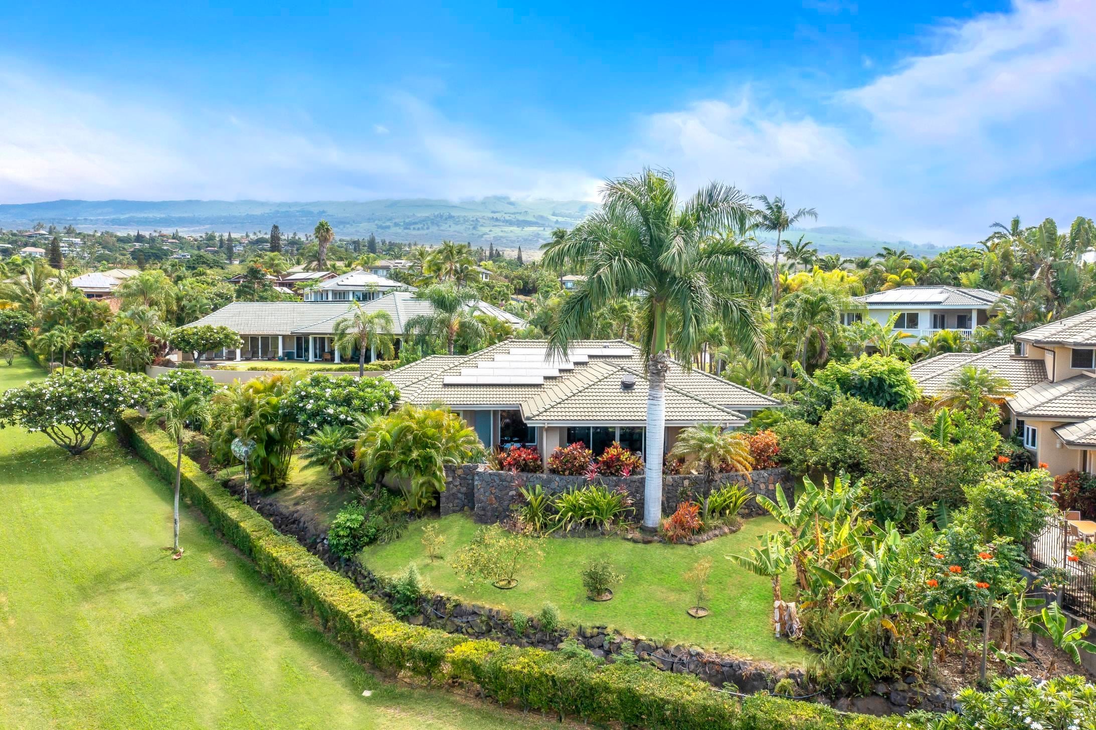 Photo of Listing #407365