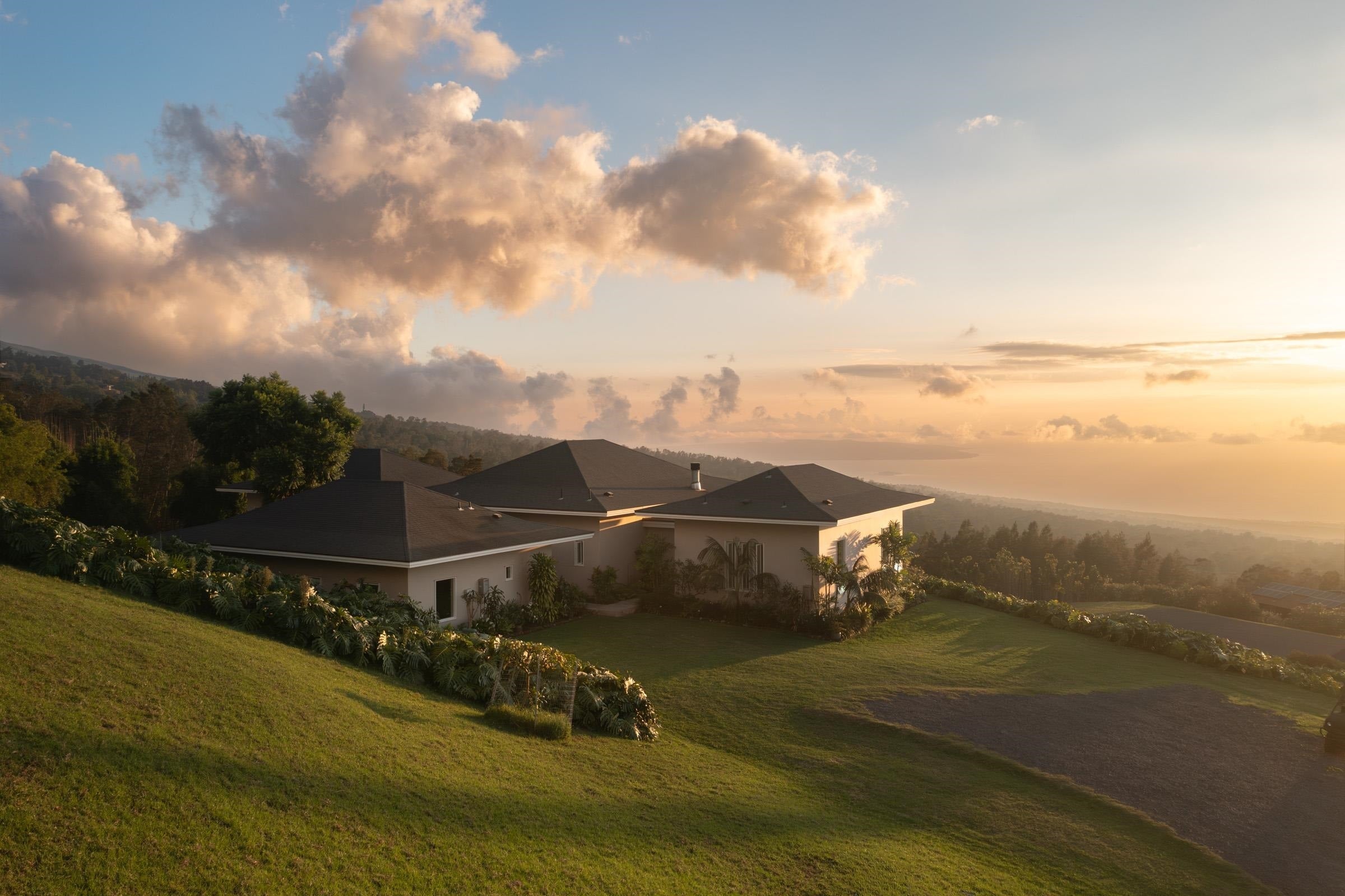 Photo of Listing #407426