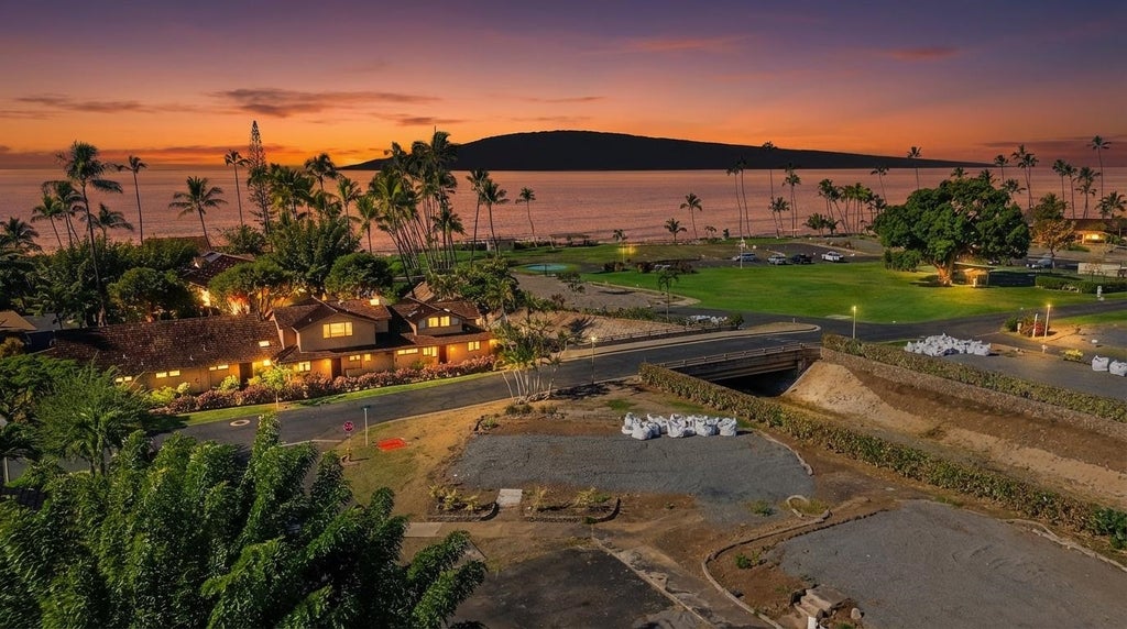 5 Puakukui Pl, Unit 5-2, Lahaina