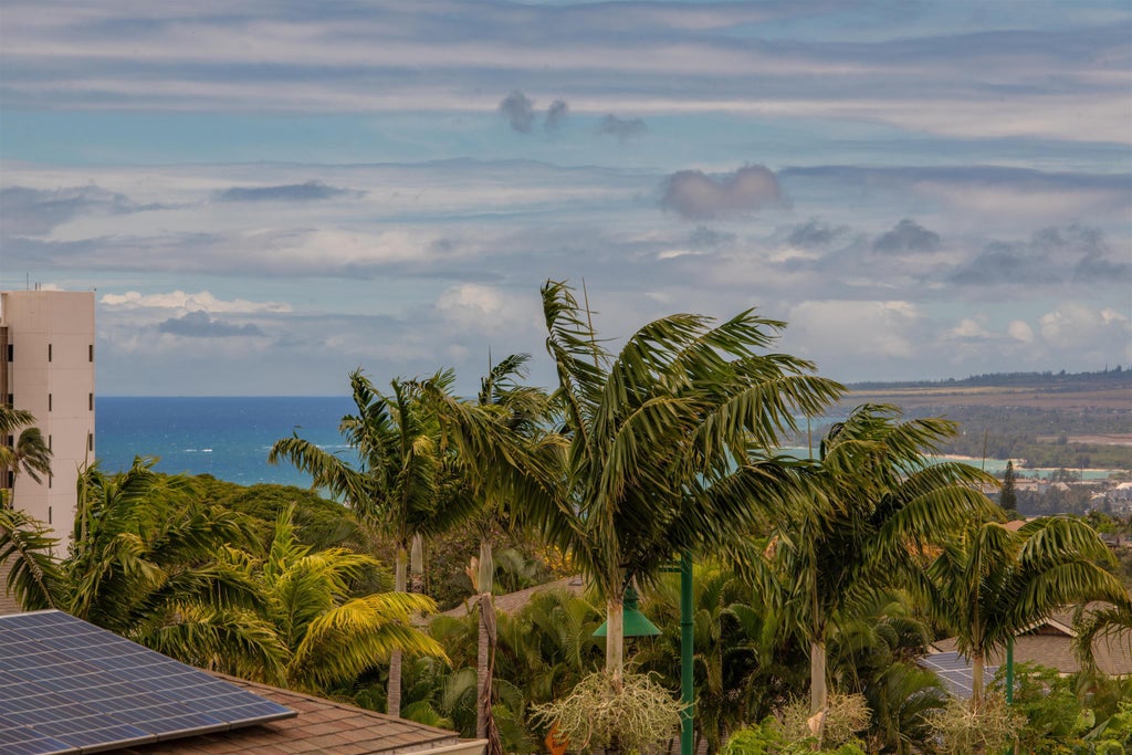 24 Kakawahie St, Unit 82, Wailuku