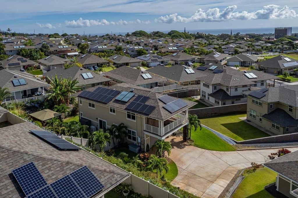 374 Puaehu St, Wailuku