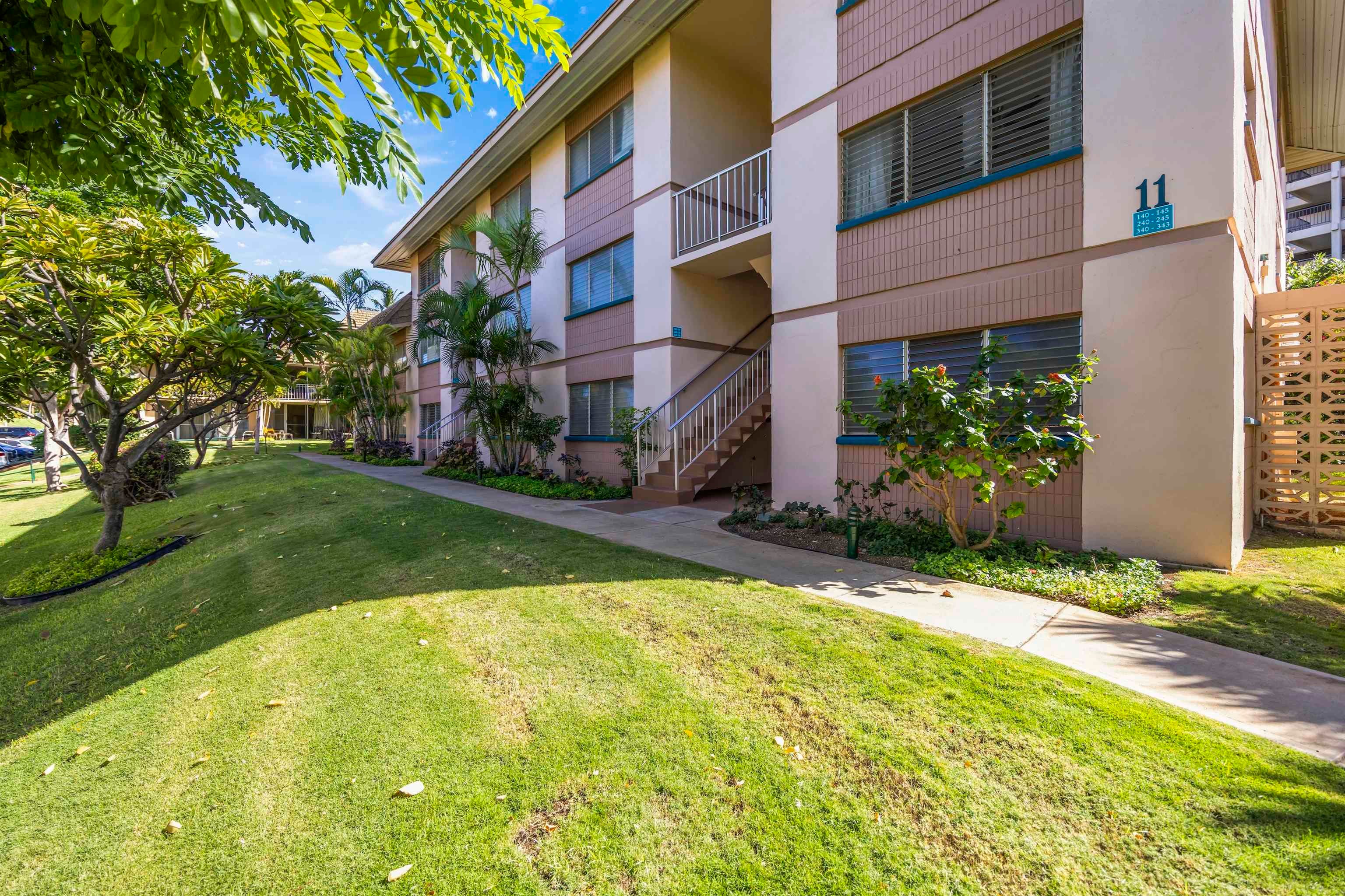 Photo of Listing #406598