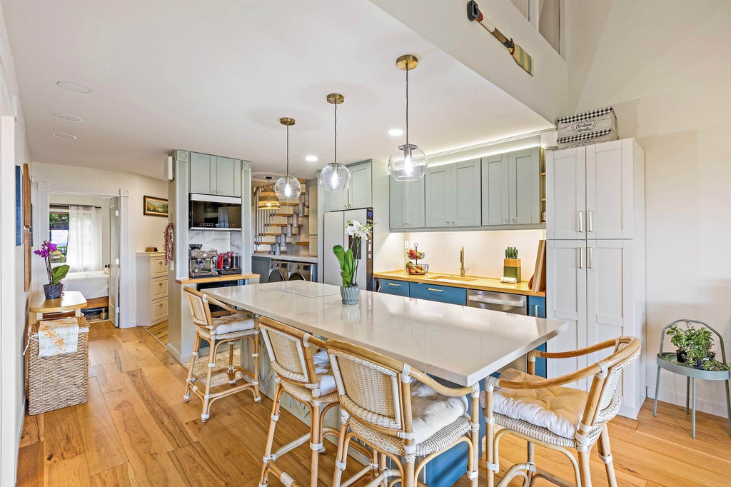 50 Puu Anoano St, Unit 1704, Kaanapali