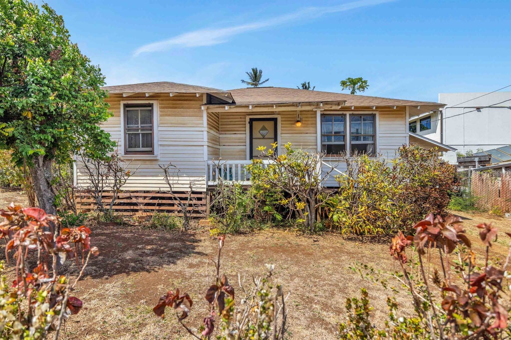 1982 Kalawi Pl, Wailuku