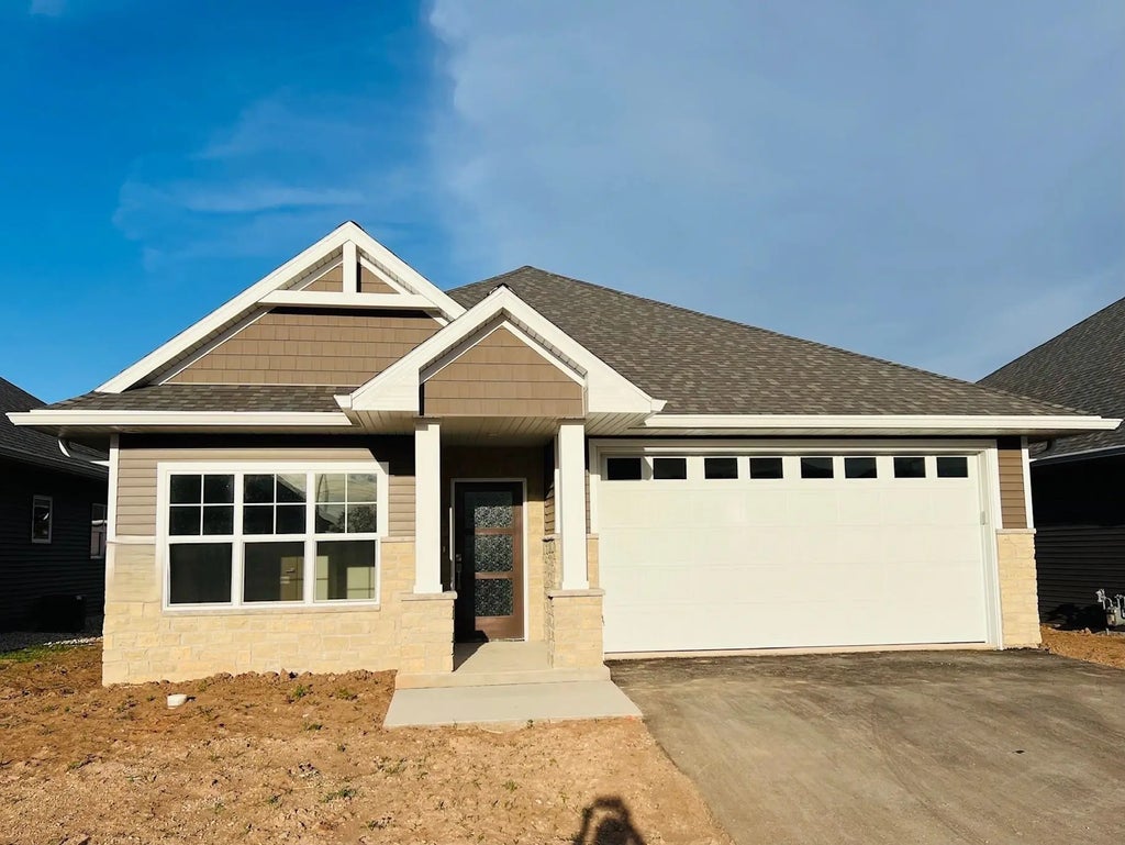 487 Papermill Circle, KIMBERLY