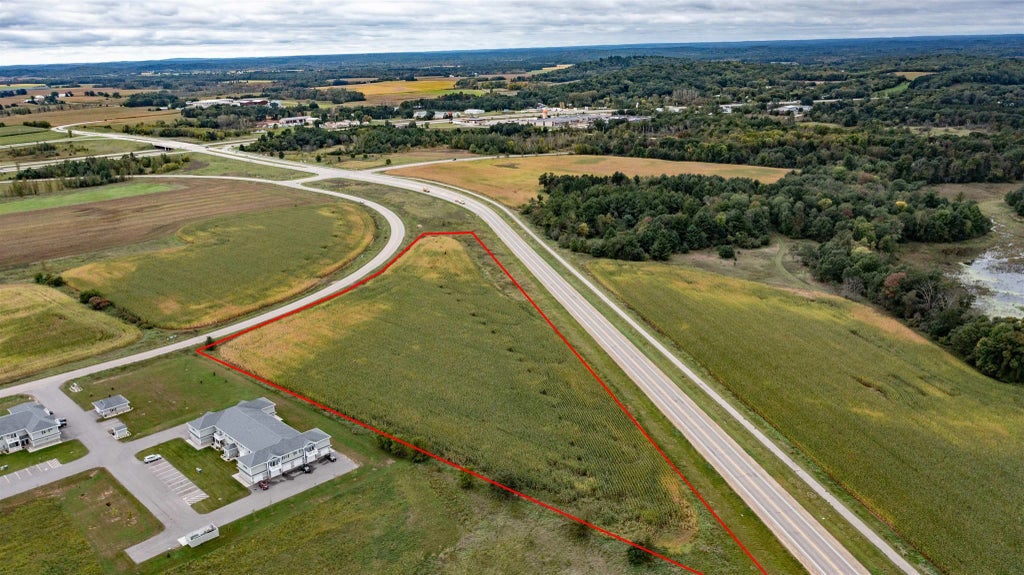 Commercial Drive, WAUPACA
