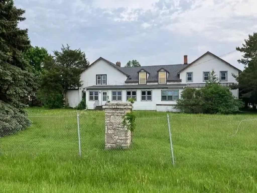 5628 Sturgeon Bay Road, NEW FRANKEN