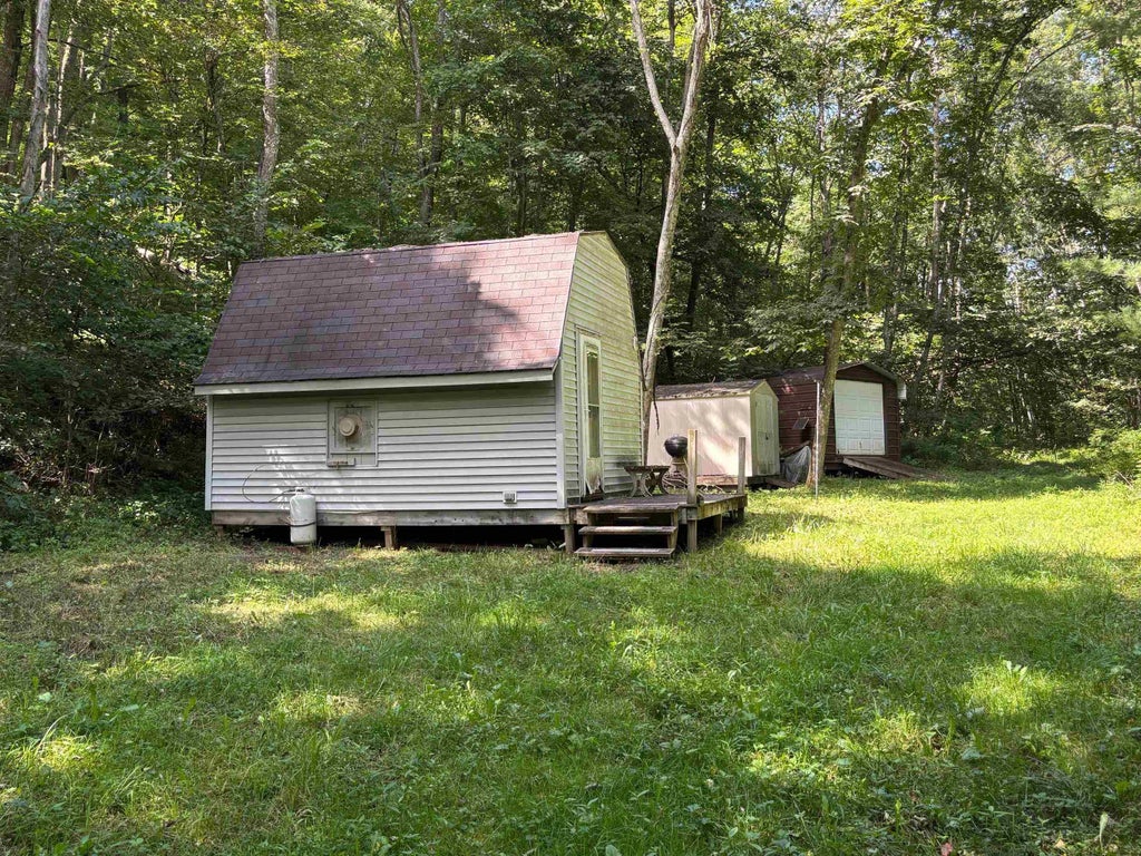 43167 Guthrie Drive, GAYS MILLS