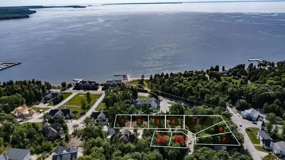 Liberty Park Circle 1, SISTER BAY