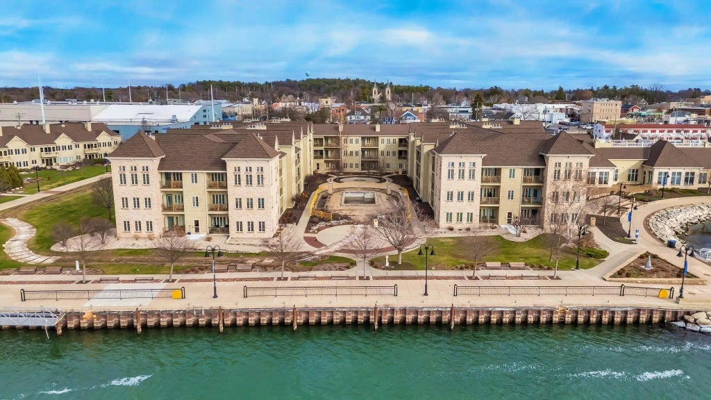 107 N 1st Avenue 343/345/347, STURGEON BAY