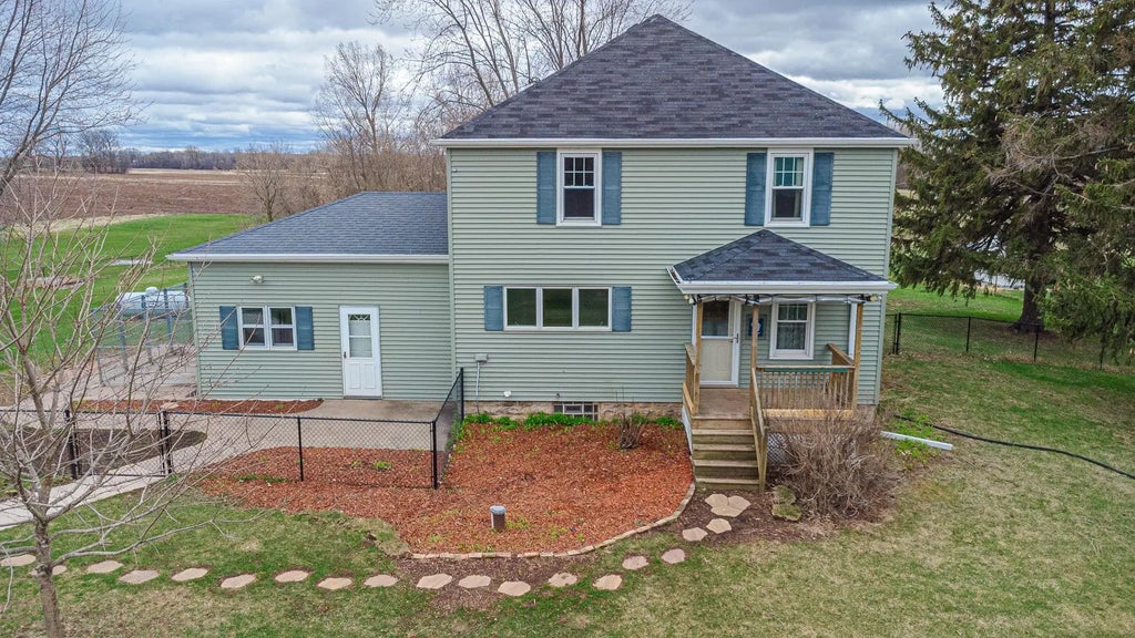 414 State Road 26, OSHKOSH