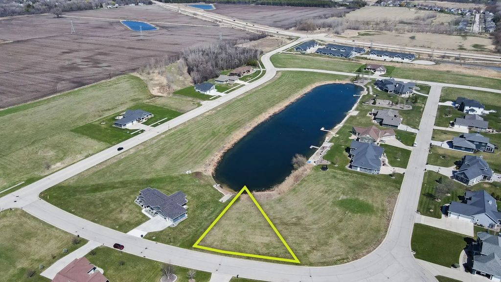 1039 Deer Run 47, FOND DU LAC