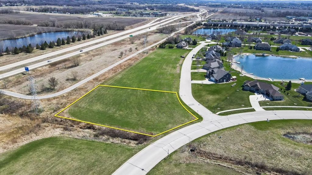 1250 Spring Lake Drive 31, FOND DU LAC