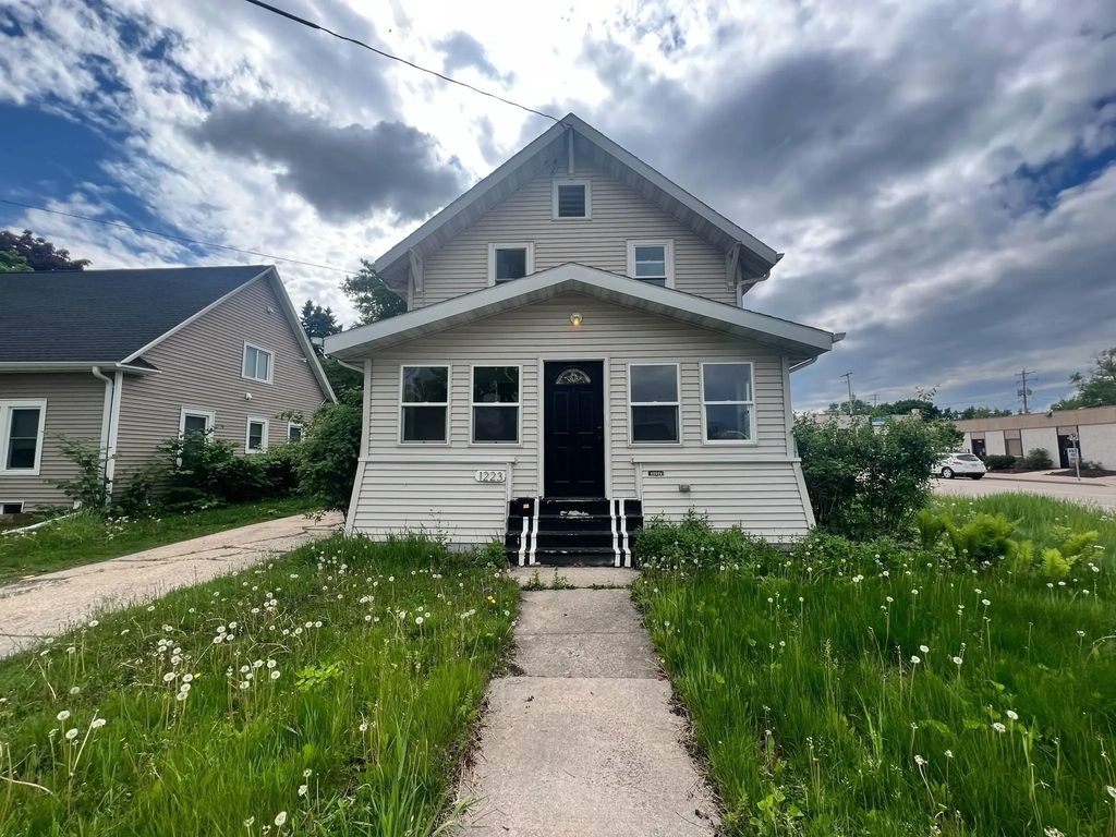 1223 N Harriman Street, APPLETON