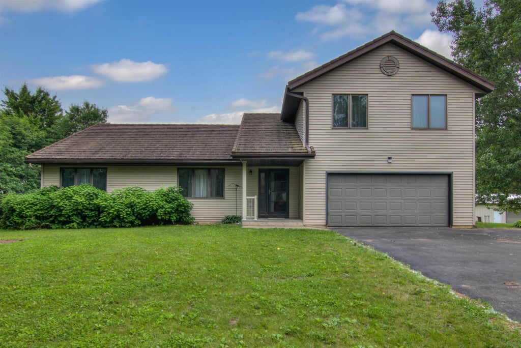 8103 W Folsom Street, EAU CLAIRE