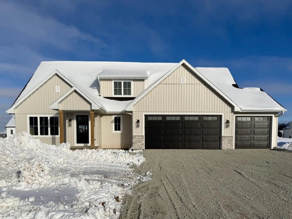 W5846 Delta Drive, MENASHA