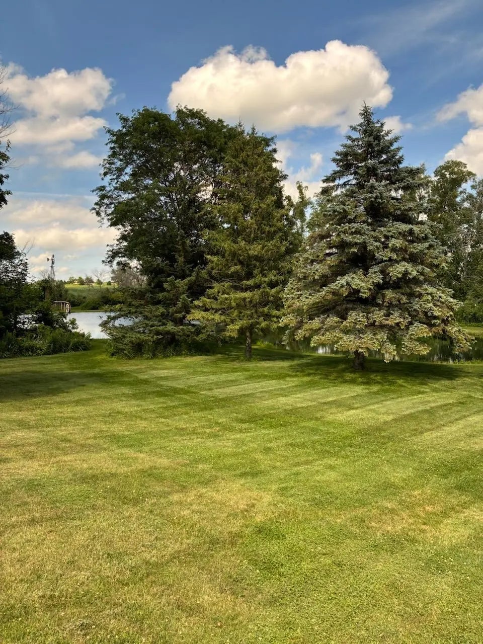 Louis Corners Road, KIEL