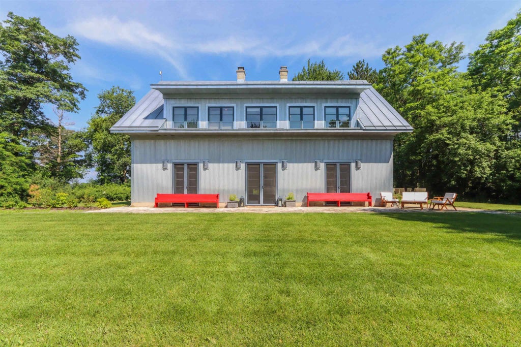 1128 Taylor Road, Amherst Junction