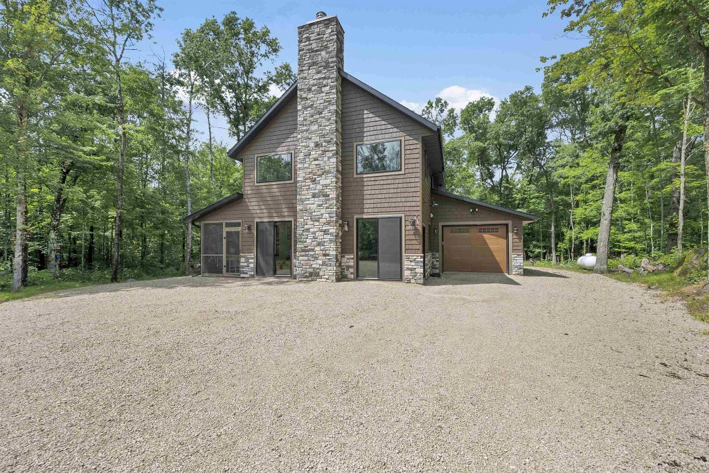 W13139 Balsam Lake Road, CRIVITZ