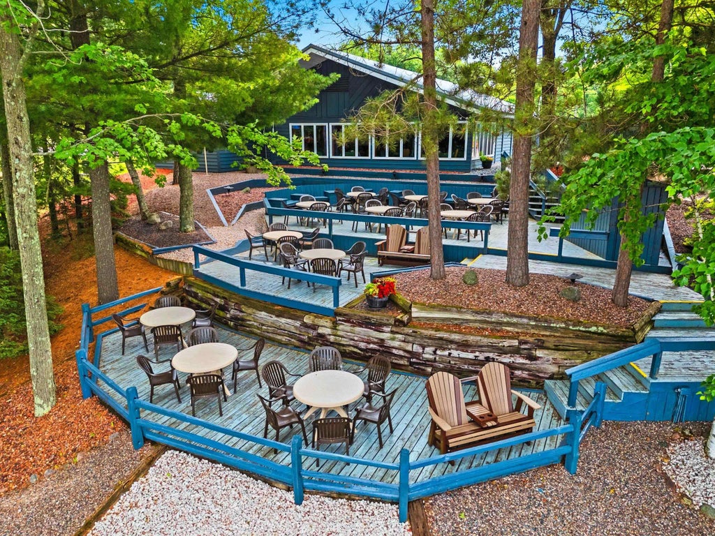 15649 Maiden Lake Road, MOUNTAIN