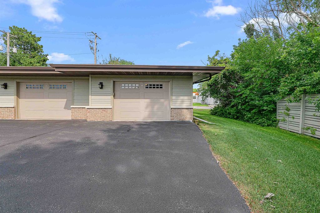 507 Garfield Street 10g, FOND DU LAC