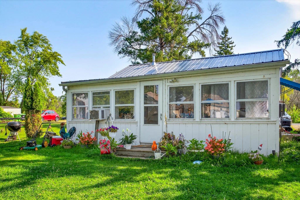 7621 Widgeon Lane, LARSEN