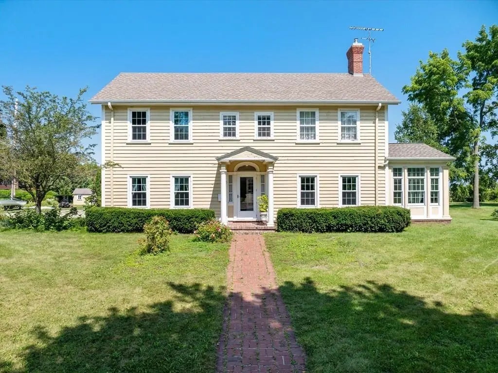 205 Rose Street, KEWAUNEE