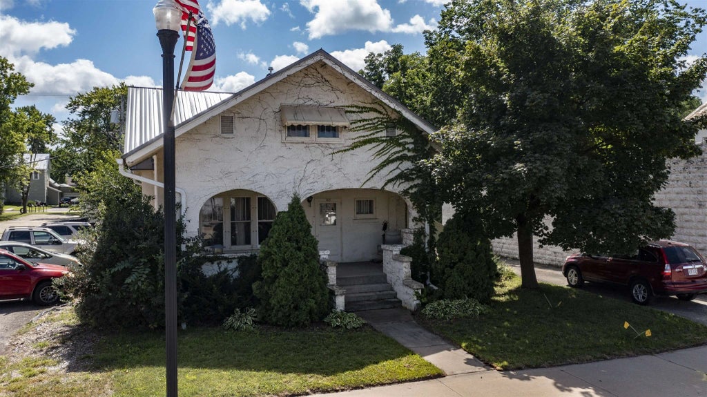 103 W Main Street, WEYAUWEGA