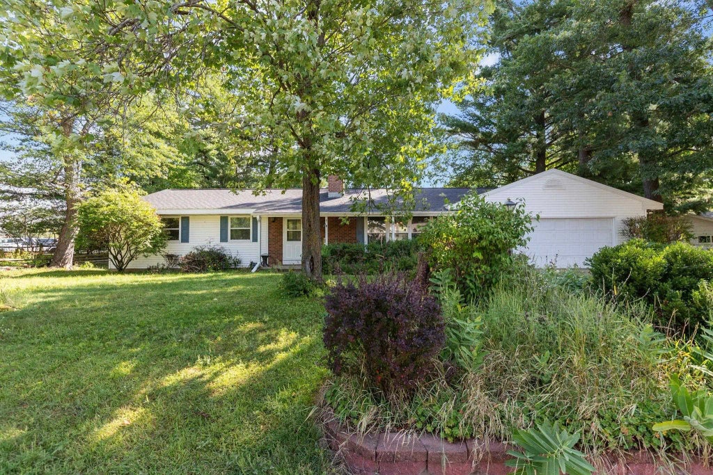 903 Harding Street, WAUPACA