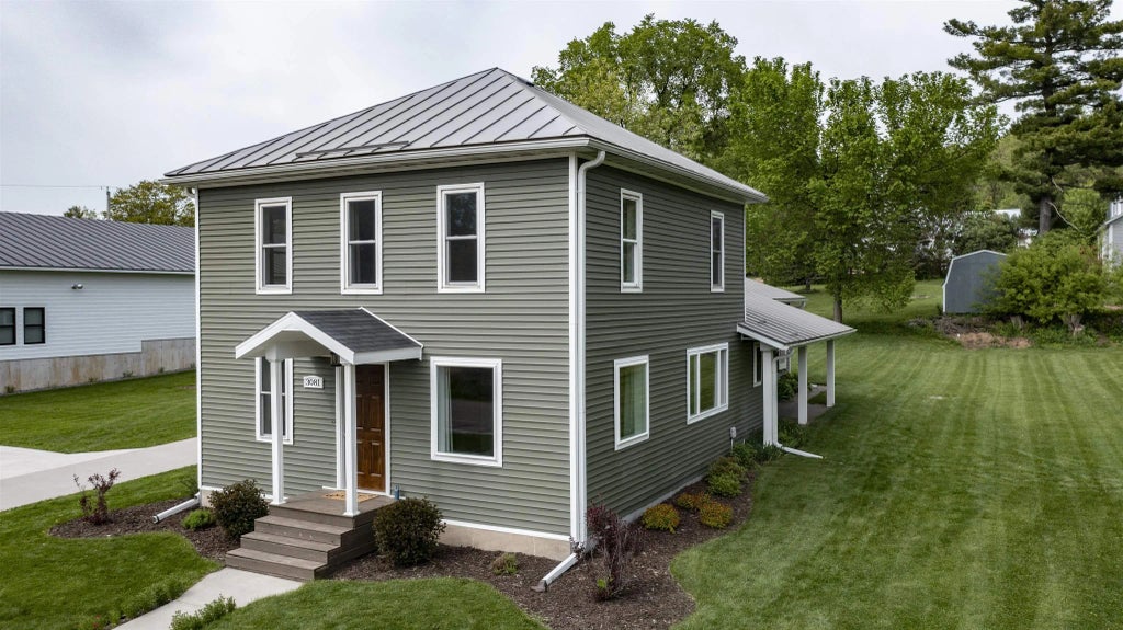 3081 County Road Q, NELSONVILLE