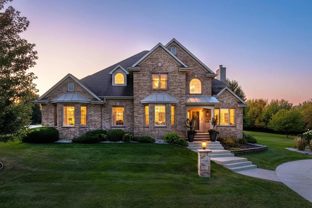 4181 Stonegate Drive, OSHKOSH