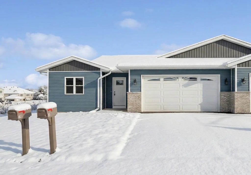 922 Vogt Lane, CHILTON