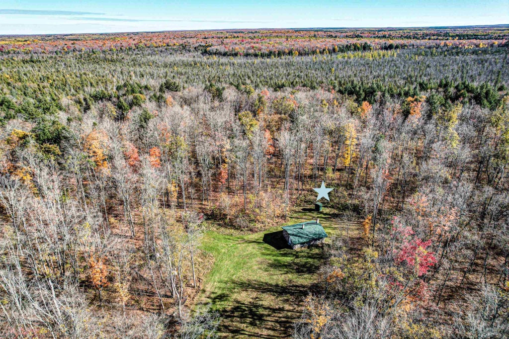 6739 Double Bend Road, NEWALD