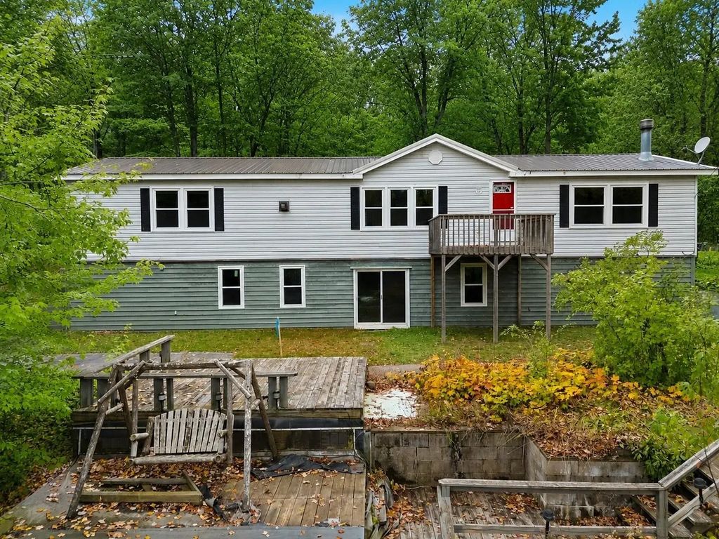 17416 W Wheeler Lake Lane, LAKEWOOD