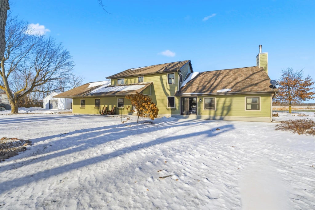 W8594 Hooyman Road, SHIOCTON