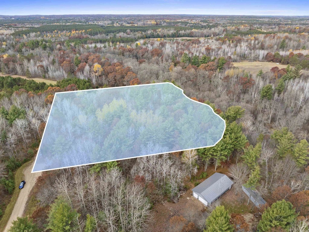 Crystal Rapids Road 29, WAUSAUKEE