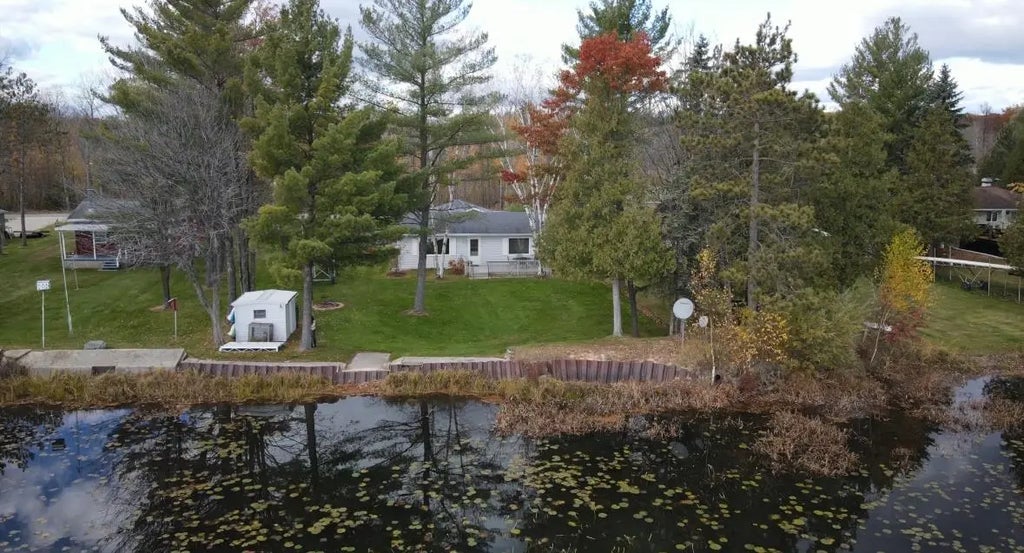 9407 Koby Lane, POUND