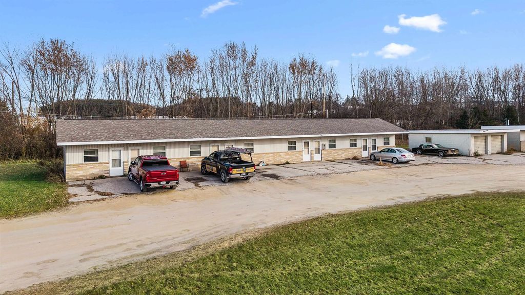 4991 Arthur Road, SLINGER