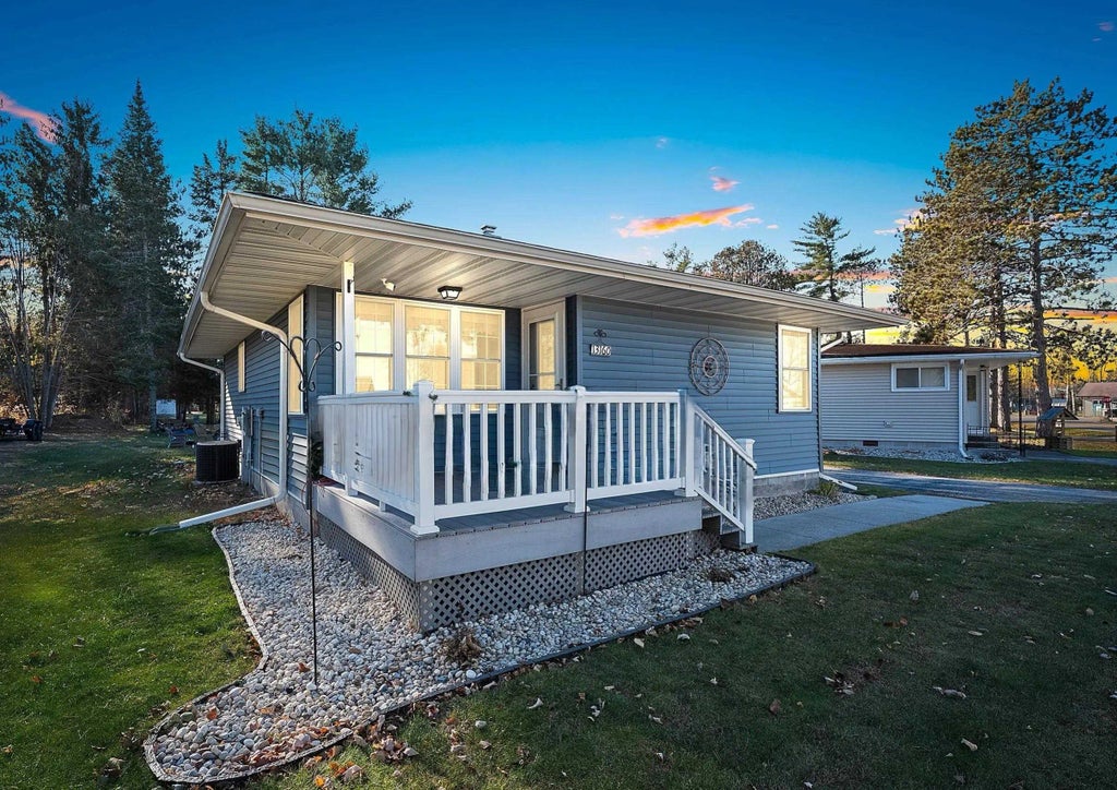 13160 Parkway Road, POUND