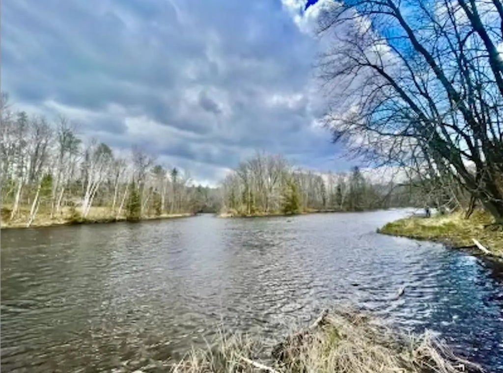 Hydro Road 22, CRIVITZ