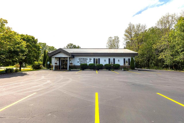 14605 Velp Avenue, SUAMICO