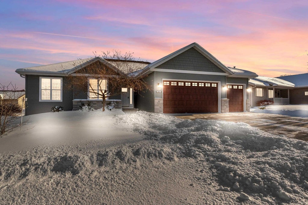 461 T-bird Drive, FOND DU LAC