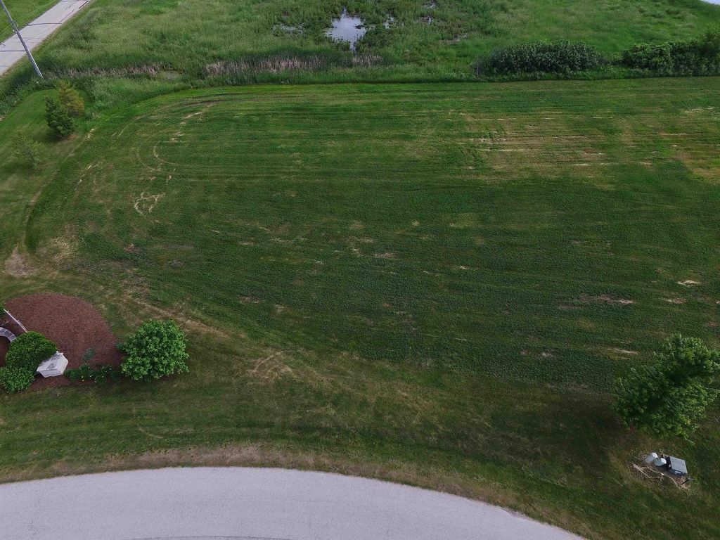 Waterway Drive 13, FOND DU LAC