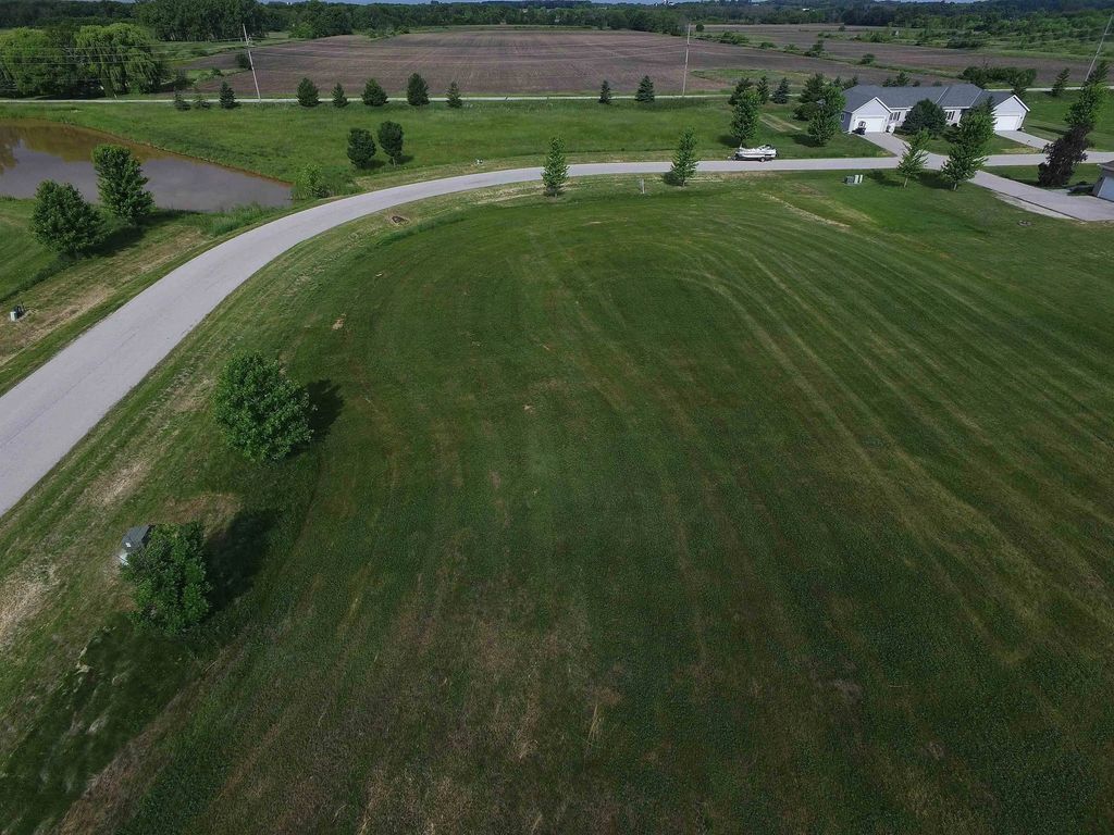 Waterway Drive 17, FOND DU LAC