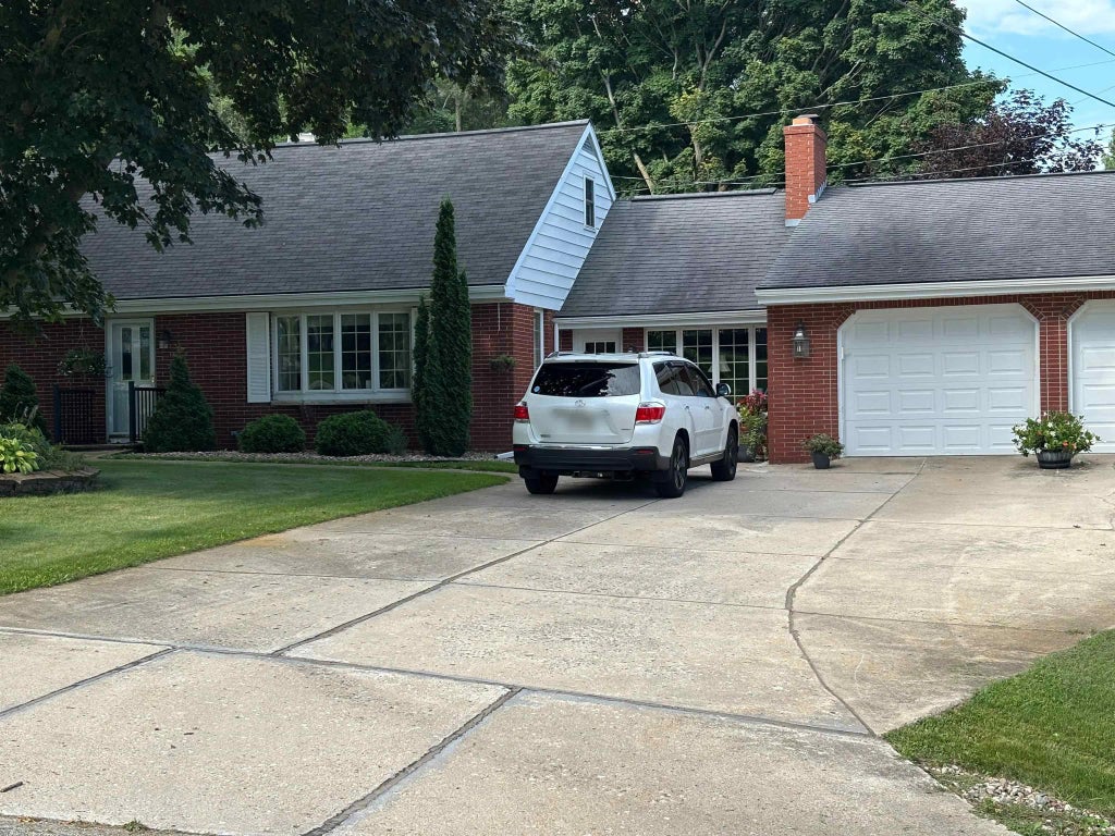 5427 Oakleaf Drive, LUXEMBURG