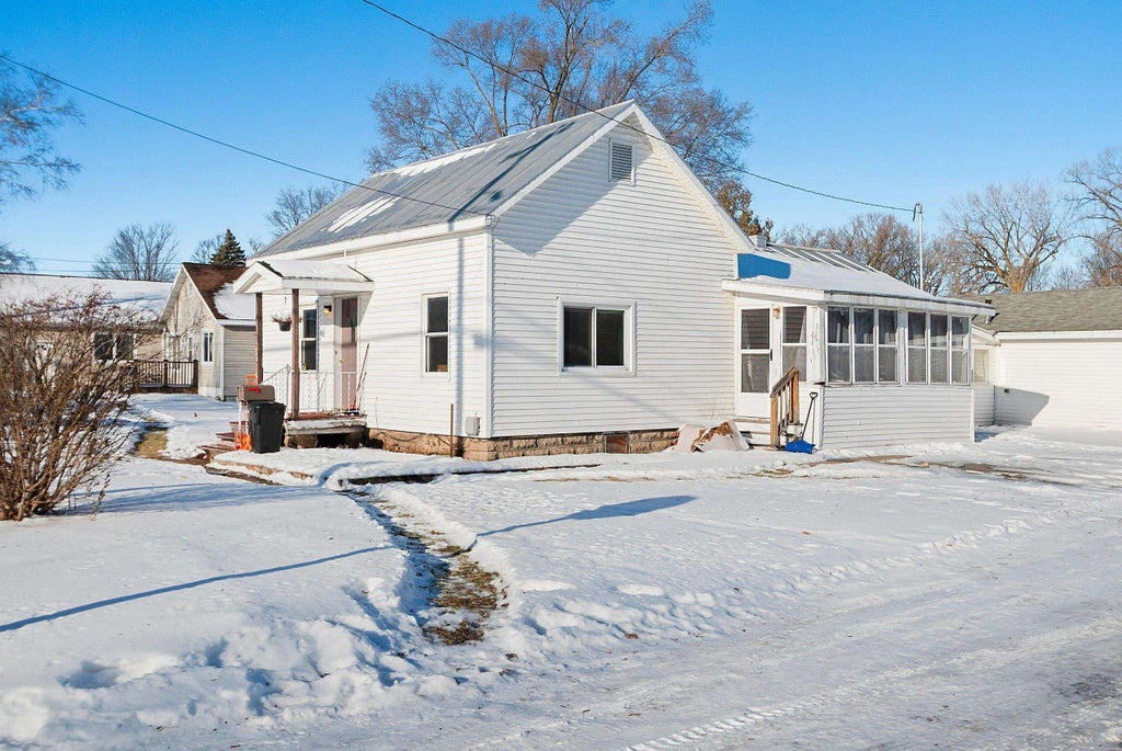 302 Mcdonald Street, OCONTO
