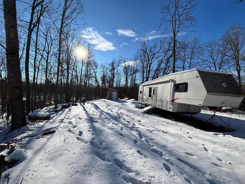 W13541 Brooks Lane, CRIVITZ