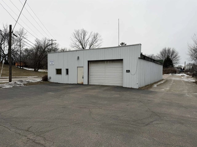 705 Redfield Street, WAUPACA