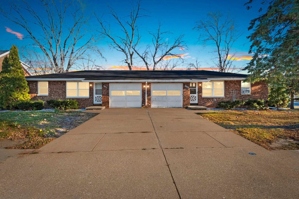 2871 S Broadway, GREEN BAY