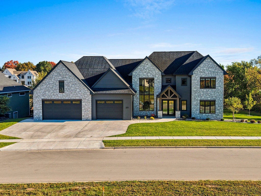 2011 Labyrinth Lane, DE PERE